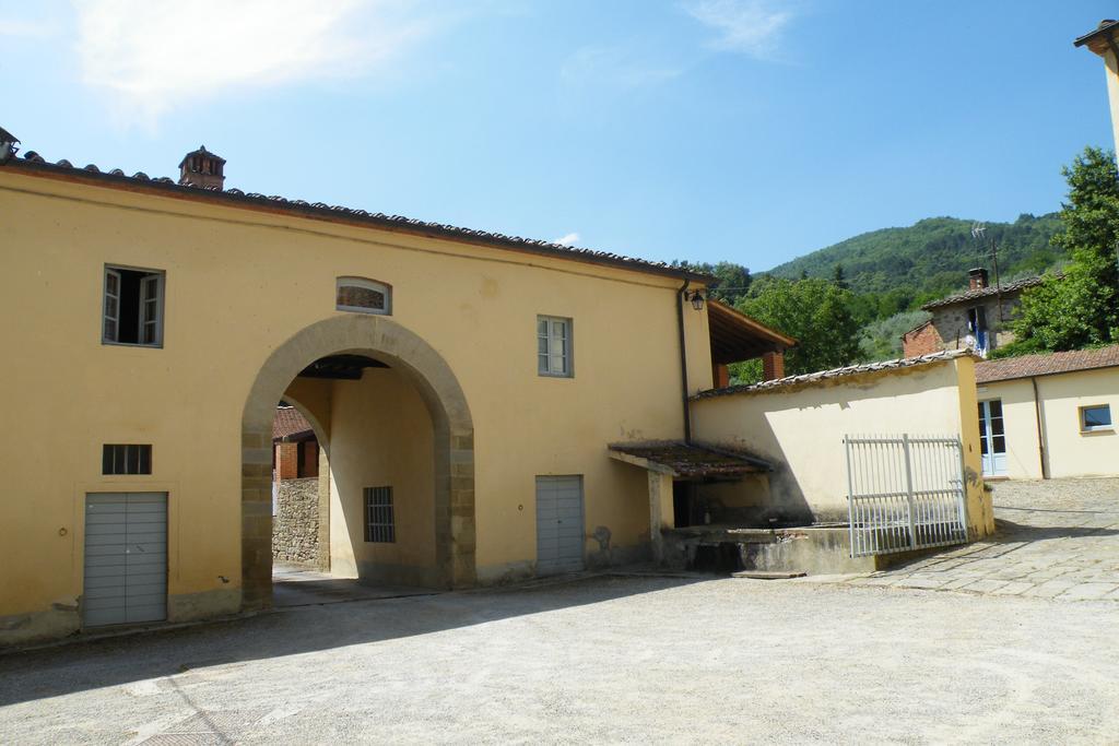 Agriturismo Fattoria Di Gragnone Pensionat Eksteriør billede